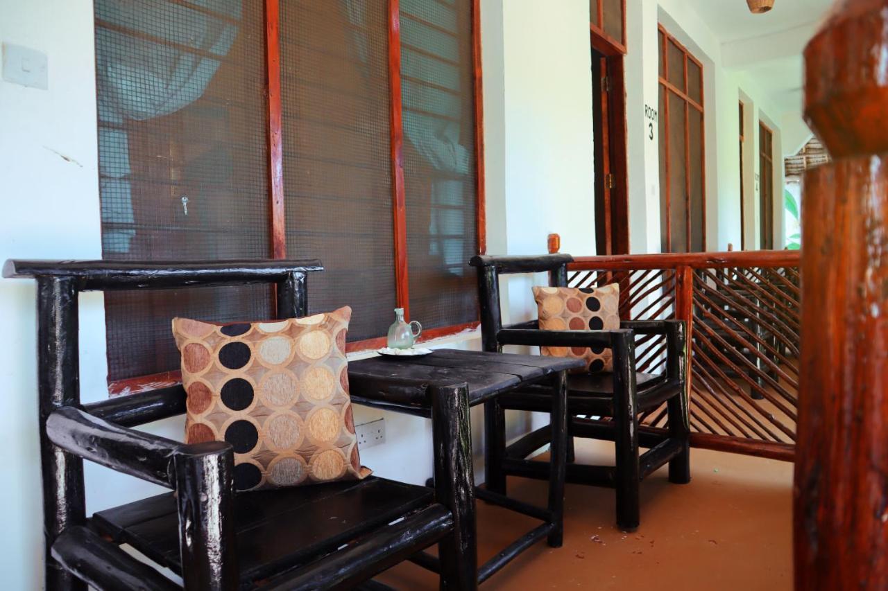 Darwesh Nyumba Lodge Нунгви Екстериор снимка