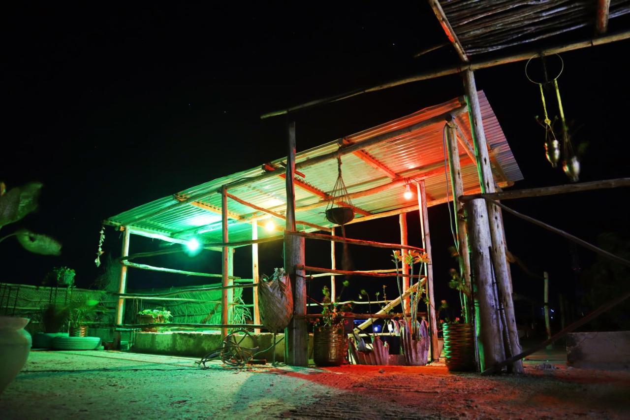 Darwesh Nyumba Lodge Нунгви Екстериор снимка