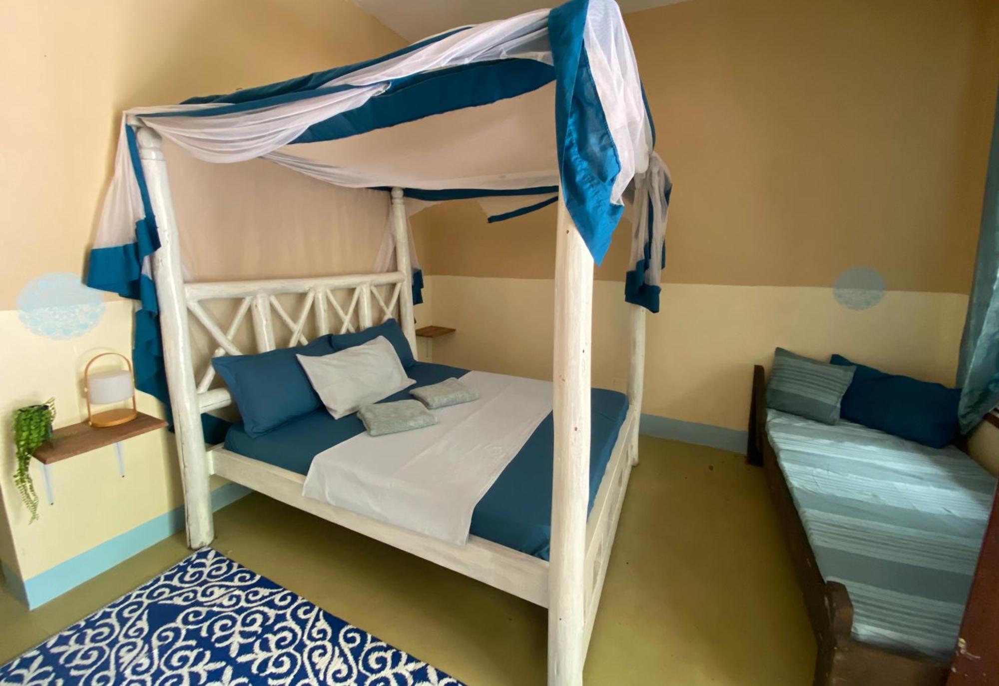 Darwesh Nyumba Lodge Нунгви Екстериор снимка